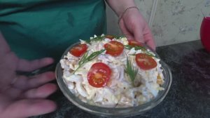 Салат с кальмарами по-новому