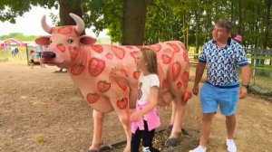 Настя путешествует по всему миру