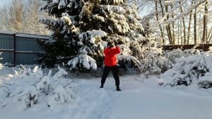 Разминка с двуручным мечом Цзянь в деревне на Новый год (01.01.2026)