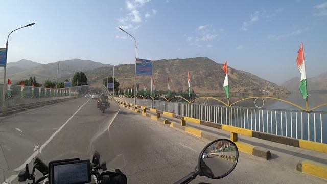 Красивые виды Таджикистана (1) смотреть онлайн