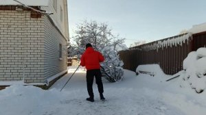 Разминка с двуручным мечом Цзянь в деревне на Новый год (01.01.2026)