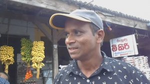 Унаватуна. Ездили на рынок в Галле. Интересные продавцы.