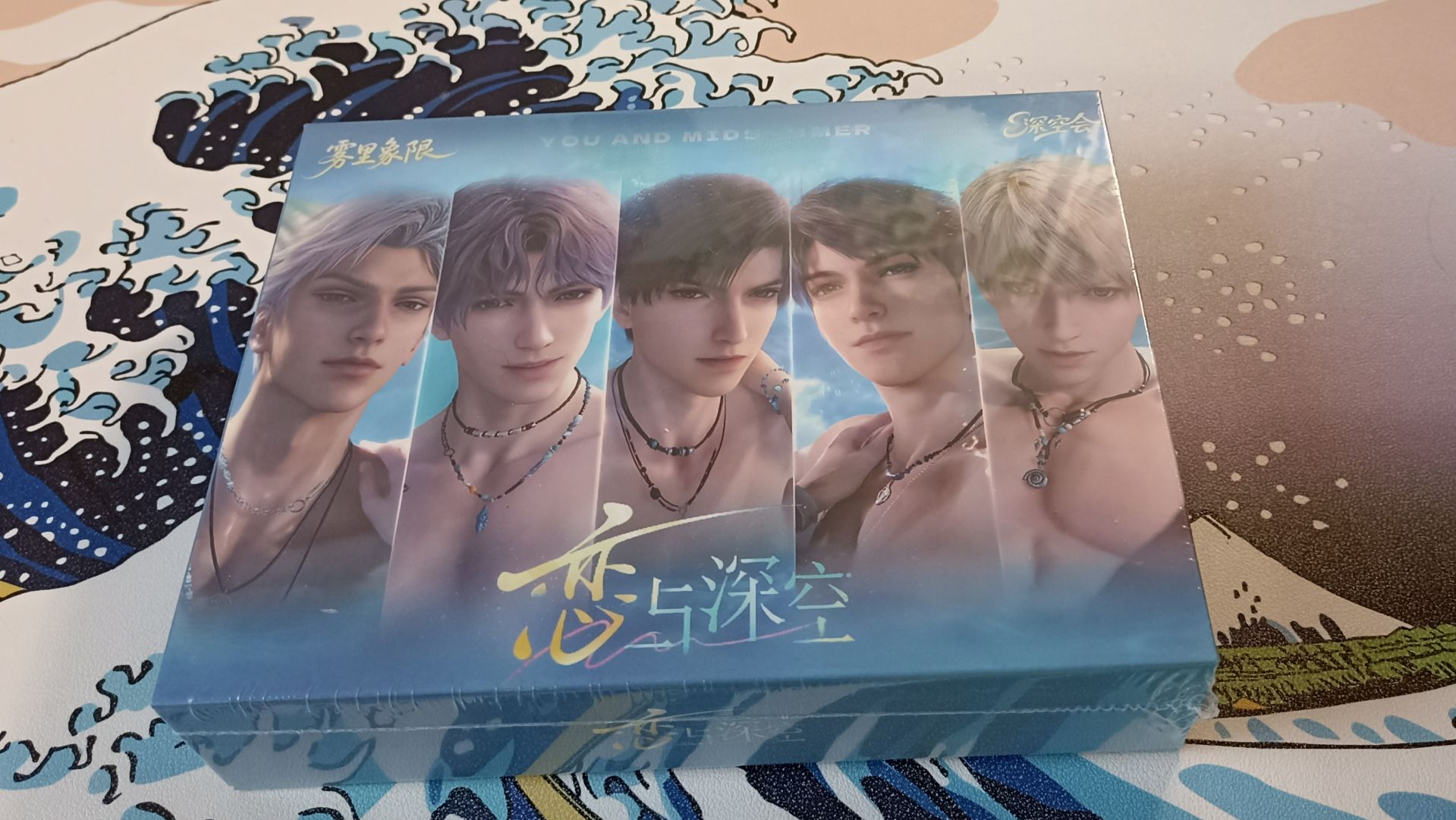 Коллекционные карточки с кунами по игре Любовь и дальний космос. смотреть онлайн