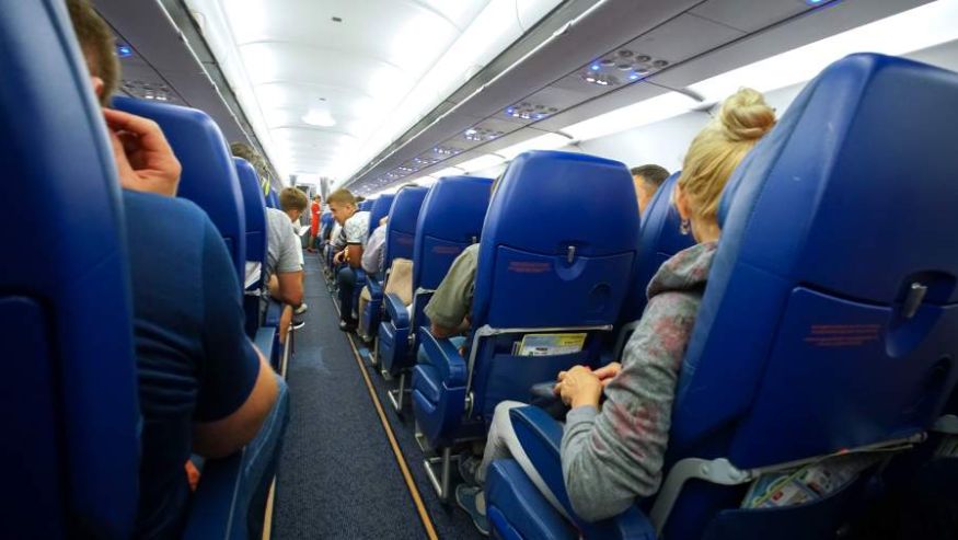 В аэропорту Казани сняли временные ограничения на полеты смотреть онлайн