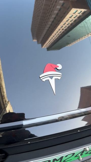 С Новым годом!🎉🎄🍾 #tesla #новыйгод2026 #новыйгод смотреть онлайн