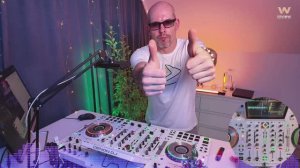 Новогодний Deep и Techno! Встречаем 2026 в прямом эфире!