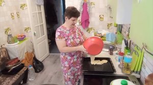 ВЕСЬ ДЕНЬ НА КУХНЕ🍲 ГОТОВИМСЯ К ПРАЗДНИКУ🌲🥮🍸