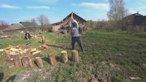 9 Мая, посадили картошку,прицеп выручает