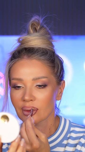 Записаться на новогоднюю фокус-группу можно по ссылке 👉 https://makeupbyellin.com/marafon_ellin?utm_ смотреть онлайн