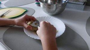 НОВОГОДНИЙ ВЛОГ🎄🪄⛸️🤍 Что мне подарили? Обзор на новогодние подарки✨️ Уточка Милка и Алёна