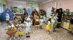 Новогодний утренник в младшей группе "Улыбка"