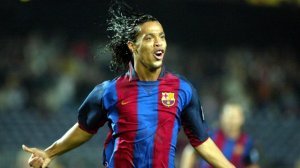 Роналдиньо — мастер импровизации: топ-эпизоды