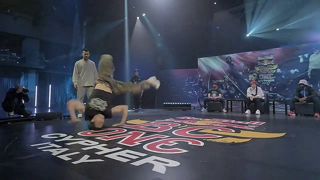 BreakDance | Брейкинг – Топрок далосало твист и футворк смотреть онлайн