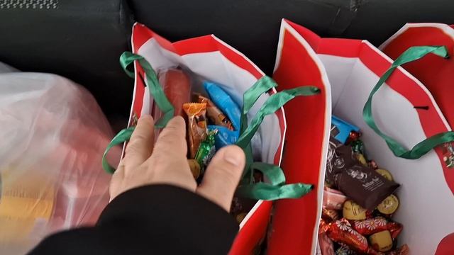 новогодние подарки часть 2 смотреть онлайн