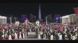 КНДР празднование Нового года в столице Пхеньяне на площади имени Ким Ир Сена, 1 января 2026 года