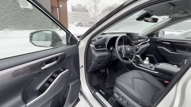 ХАЙЛЕНДЕР ЦВЕТА ШАМПАНСКОГО🥂 смотреть онлайн