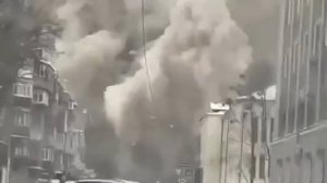 Сильные взрывы в Харькове снесли целый район! Зеленский убивает своих же