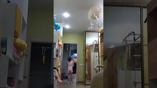 Показывал подарки которые мне подарил Дед Мороз и родители смотреть онлайн