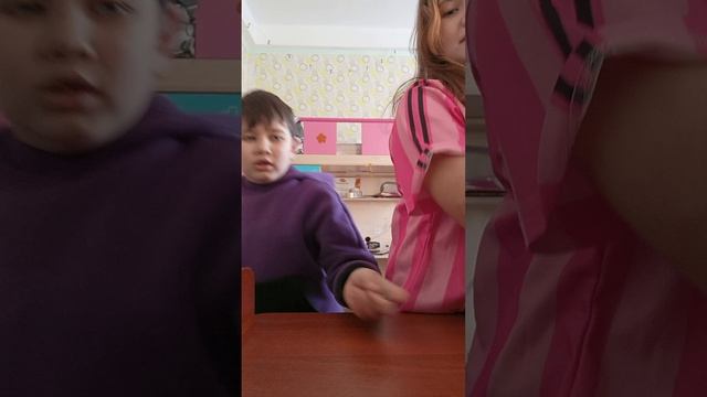 знакомилась со своей сестрой смотреть онлайн