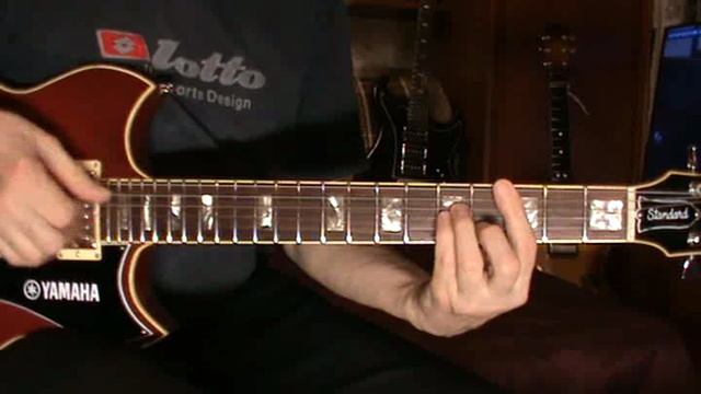 Пять минут ходьбы -А. Новиков (как играть на гитаре аккорды) смотреть онлайн