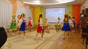 Гляжу в озёра синие 2