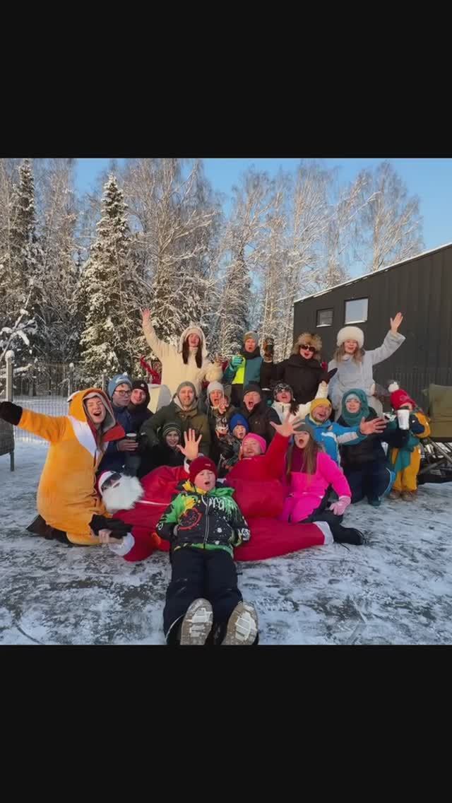 Новый Год в Нашем коттеджном посёлке смотреть онлайн