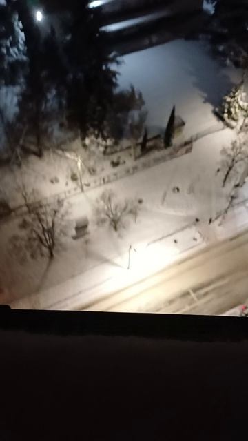 Вечером 1 янапря 2026г. на крыше нащего дома празднуем Новый год! 4 видео. смотреть онлайн