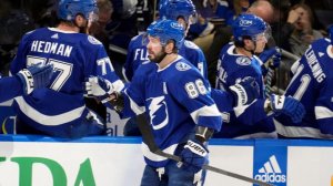 Гол и два ассиста Кучерова помогли "Тампе" обыграть "Лос-Анджелес"