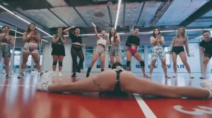 секси девочка жжёт тверк #попа 🔥 Это слишком горячо для 2026!