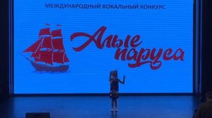 Попугай.Таисия Мелюкова.