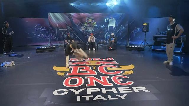 BreakDance | Брейкинг – Флай татл и футворк смотреть онлайн