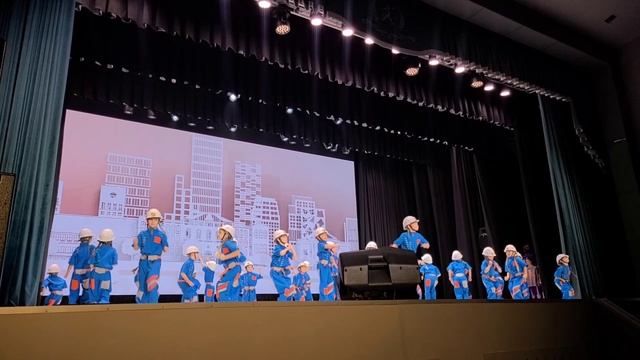 День матери 2025 Концерт в ДК ст.Елизаветинская Танец Стройка #хореография #концерт #деньматери смотреть онлайн