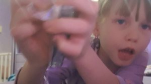 открываю новогоднюю канцелярию табакку какую Дед Мороз мне принёс