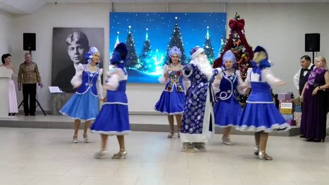 Новый год за окном