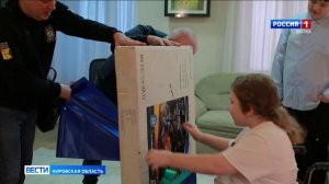 В первый день нового года губернатор Александр Соколов дарил подарки