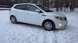 Кия Рио 2014год хетчбэк