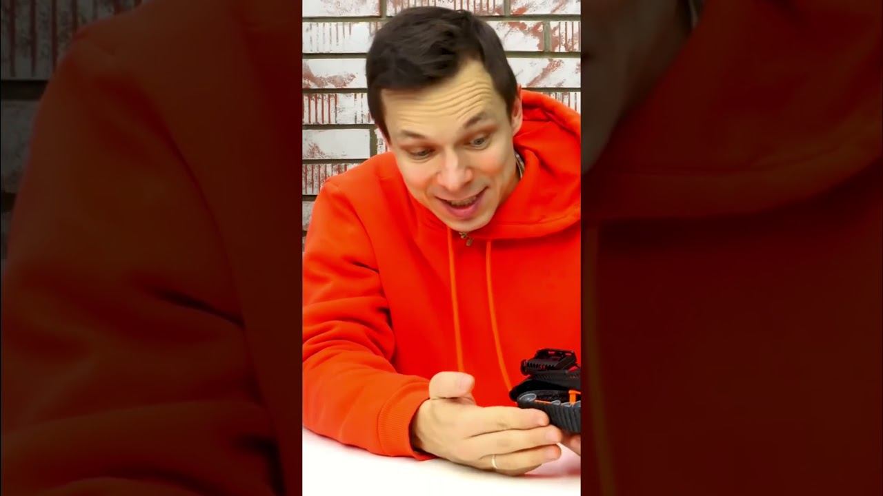 Готов к снежным приключениям! Хекс испытывает снегоход #машинкидлядетей #длядетей #игрушкидлядетей смотреть онлайн