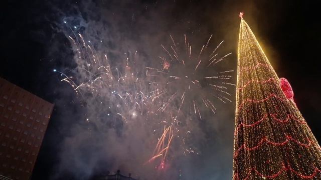 42) На зиму в Абхазию-4. 1.01.2026. Встречаем Новый год у ёлки в Сухуме смотреть онлайн