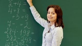 Зарплату учителям предложили значительно повысить смотреть онлайн