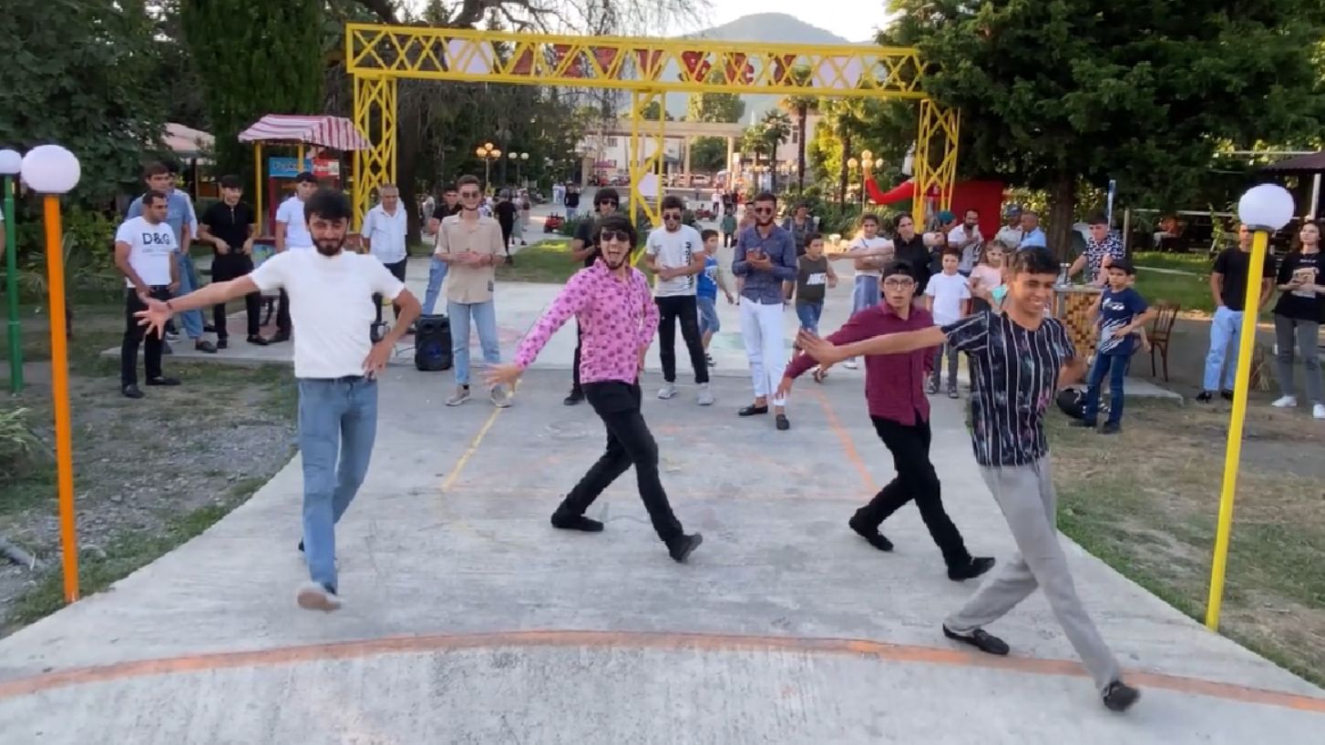 Лезгинка 2026 Lezginka Dance Zaqatala ALISHKA DJ RASULI Лезгинка 1 2 3 4 Супер Хит 10 Минут Чеченски смотреть онлайн