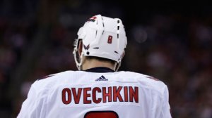 Овечкин подрался в матче НХЛ против "Оттавы" из-за грубости россиянина Зуба