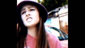 каму дать приложение ?