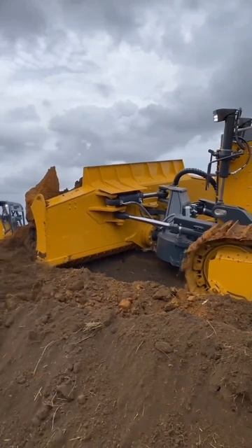 Бульдозер 🚜 прёт будь здоров 😁🔥🔥