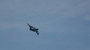 Реально огромный радиоуправляемый самолёт копия; авиамоделизм для взрослых.