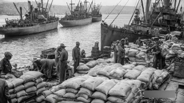 Как Клеопатра удерживала трон Египта. смотреть онлайн