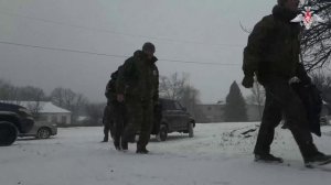 Поздравление жителей ЛНР военнослужащими ГрВ «Запад»