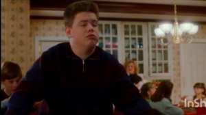 Прижали стулом😂😂😂😂😂