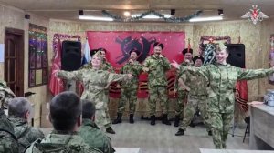 Ансамбль «Волжские казаки» выступил для бойцов группировки «Центр»