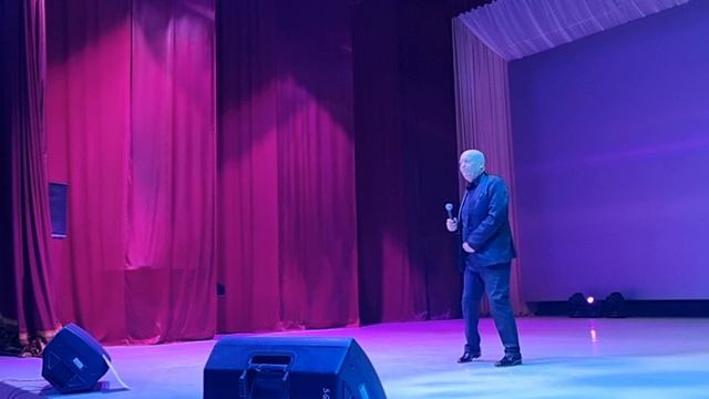 Прекрасное исполнение песни "Вишня"! смотреть онлайн