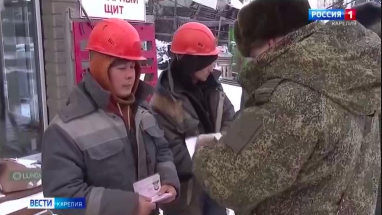 Военные следователи СК России провели рейд на строительных площадках в Петрозаводске смотреть онлайн